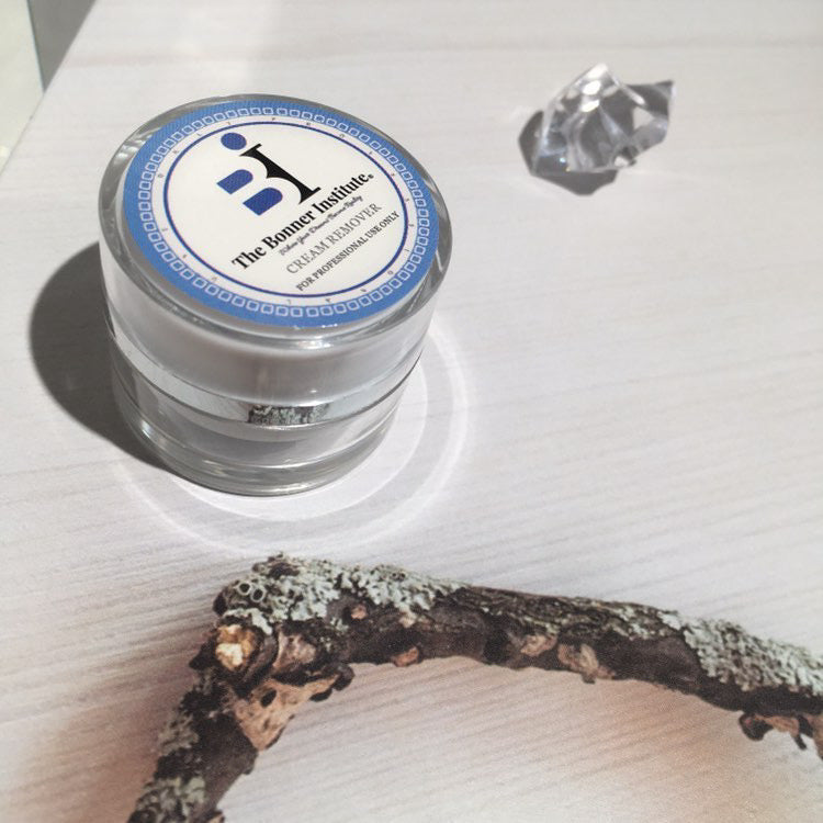 Lash Adhesive Remover